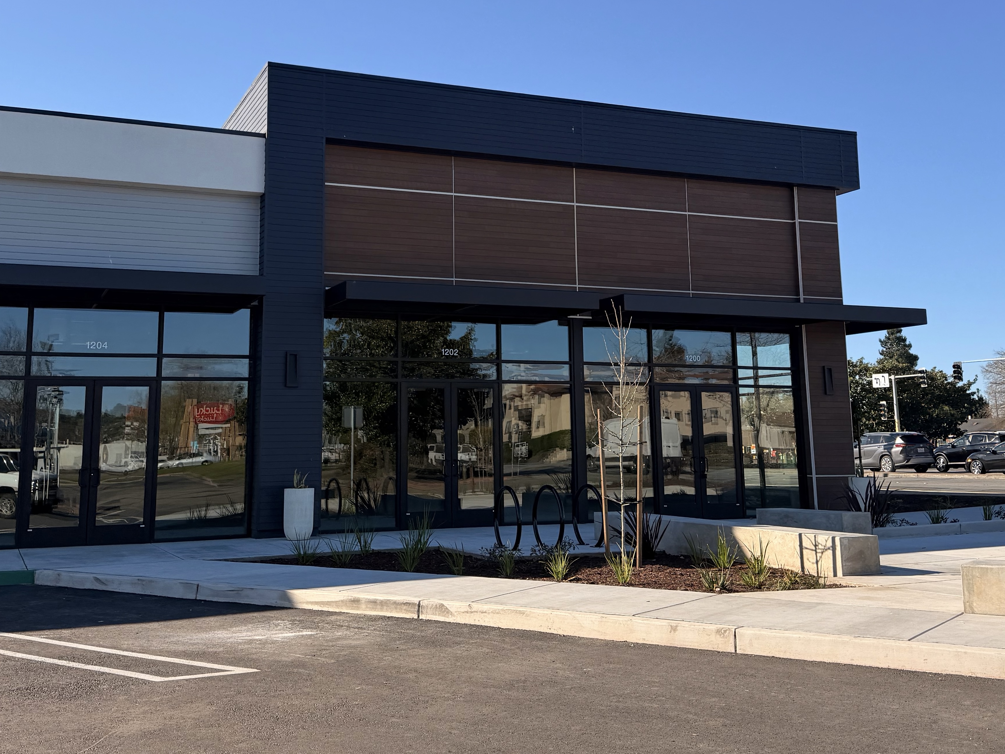 Commercial glass entry door installation